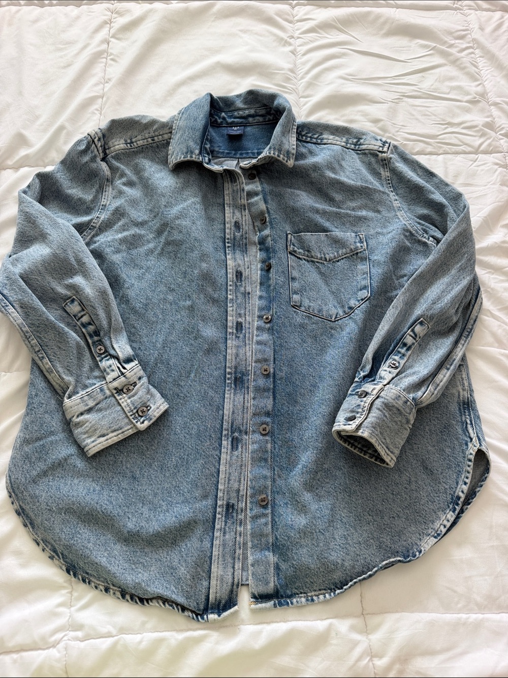 Light Blue Denim Button-Up Shirt - Unbranded